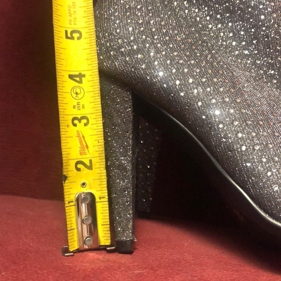 Point toe heels - Picture 6 of 8